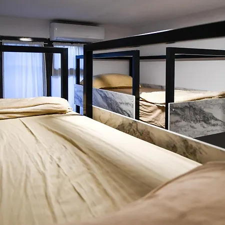 Hostel 2vb